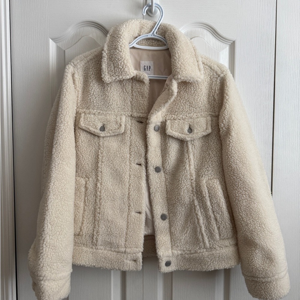 GAP Off-White Sherpa Jacket